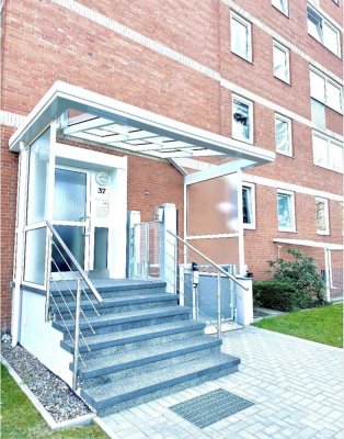 Helle, frisch renovierte, 3-Zimmer Wohnung mit Loggia im 2. OG in Hannover-Oberricklingen ERSTBEZUG