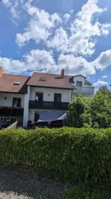 Gepflegtes Reihenhaus in Landshut nähe LAKUMED