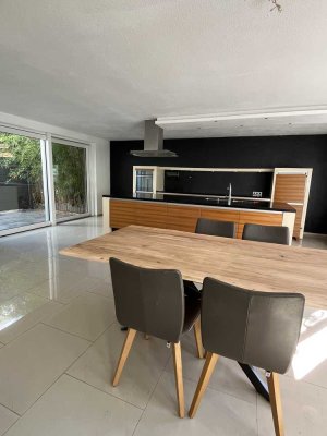 exklusives EG Apartment in Neureut möbliert