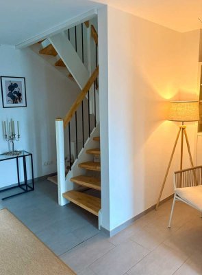 Moderne Doppelhaushälfte in naturnaher Lage von Westerholz – 4 Zimmer, Wärmepumpe, Garten & Carport