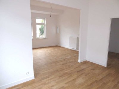 Hochwertig sanierte Altbau-Wohnung in Oberkassel Rheinnähe!