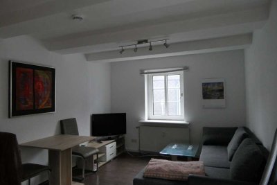 Nachmieter gesucht - CLZ - 2 Minuten zur Uni - Ortskern - voll möbliert