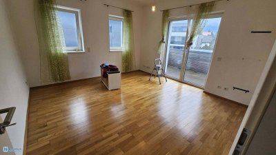 BESICHTIGUNG AM MITTWOCH , DEN 30.4 .2025 Moderne hochwertige 1,5-Zimmer-Whg + 8 m2 Balkon im schönen Alt-Liefering (T3)