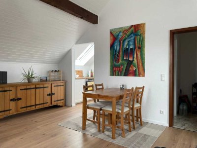 Charmantes 1-Zimmer-Dachgeschossapartment mit Balkon zum Innenhof