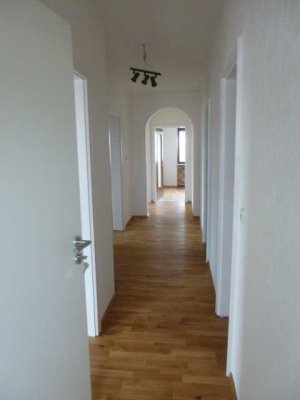 Ansprechende und modernisierte 4-Raum-Wohnung mit Balkon in Bodenkirchen/OT Aich