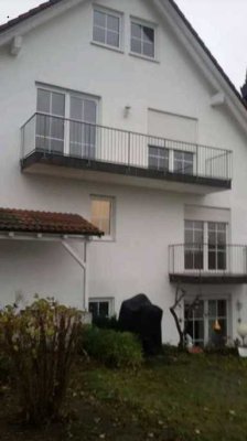 Tolle 3-Zimmer-Eigentumswohnung mit zwei Außenstellplätzen in Mitterscheyern-Pfaffenhofen