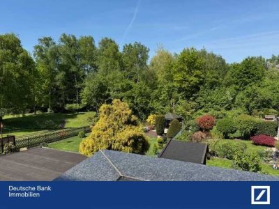 Kompakt, gemütlich, mit Ausblick! Wohnung mit kleiner Dachterrasse