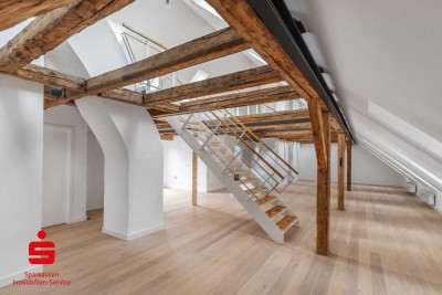 Rarität im Glockenbachviertel! Exklusive Dachgeschosswohnung mit Loftcharakter