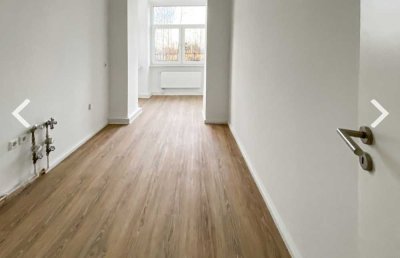 Nachmieter gesucht!!! Sanierte 3 Zimmer Wohnung mit Loggia