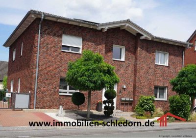 Hochwertiges Mehrgenerationenhaus mit sehr schönem Garten und Garage in Oberhausen Buschhausen