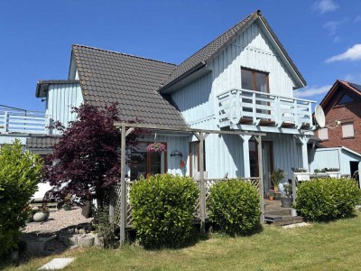 Helles Holzhaus mit Charakter in Holtgast an der Nordsee