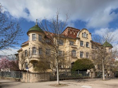 Maisonette-Wohnung in repräsentativer Villa im Stadtteil Striesen-Süd