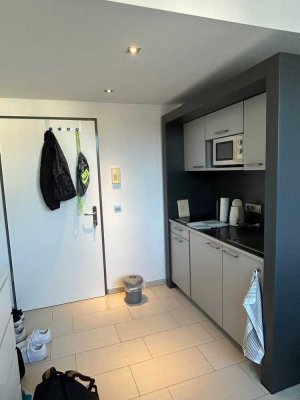 UNTERMIETE (01.09-31.03) - möbliertes Apartment