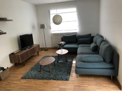 Möblierte Wohnung mit Tiefgaragenstellplatz in der Dresdner (Inneren)  Neustadt