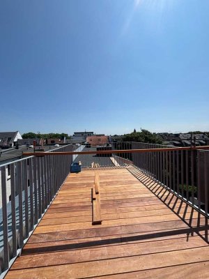 Über den Dächern von Köln-Sülz! Schöner Wohnen mit Dachterrasse im denkmalgeschützten Altbau...