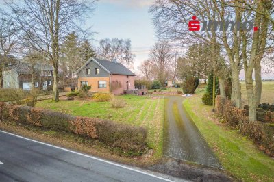 Modernisierungsbedürftiges Einfamilienhaus mit großem Grundstück