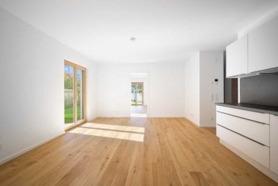 Traumhafte 4 Zimmer-Neubauwohnung mit Garten