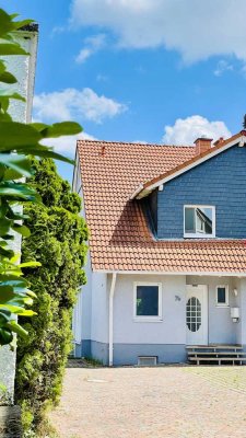 Familienfreundliche DHH mit Dachstudio in ruhiger Lage von Griesheim