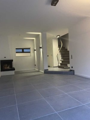 Wohlfühloase - Schönes Townhaus mit vier Zimmern, max. 3 Personen  und kleinem Garten