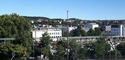 Geschmackvolle, sanierte 2,5-Raum-Wohnung mit luxuriöser Innenausstattung in Wuppertal