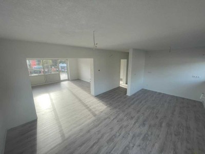 Erstbezug: Moderne 3½-Zimmer-Wohnung mit großzügigem Balkon