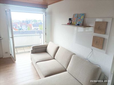 Vollmöblierte 3 Zimmerwohnung mit Balkon, Einbauküche und Keller ab sofort zu vermieten