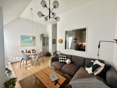 Helle Maisonettewohnung mit drei Balkonen in Kreuzberg / befristet bis Juni 2028 (ggf. länger)