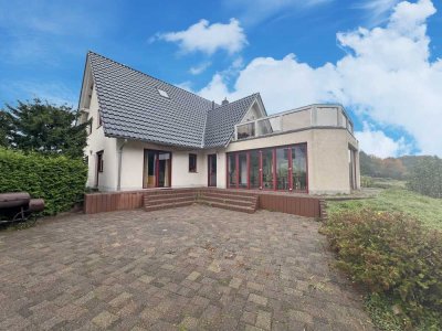 Ferienhaus mit vier Wohneinheiten in Buschvitz und Wasserblick