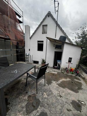 +++Modernisiertes, gemütliches Einfamilienhaus mit Terrassen im Ortszentrum+++