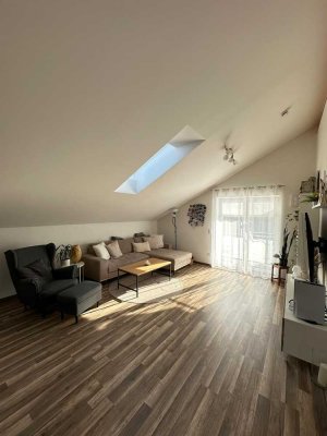 Nachhaltige Dachgeschosswohnung in bester Lage in Pfaffing