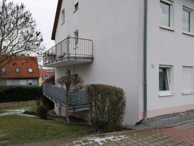 Freundliche 2-Zimmer-EG-Wohnung mit Balkon in Bad Neustadt
