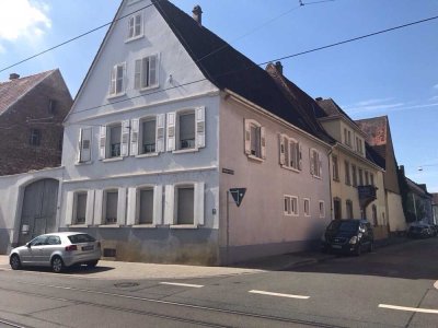 Erstbezug nach Kernsanierung. Schöne 3-Zimmer-Wohnung mit gehobener Innenausstattung in Mannheim