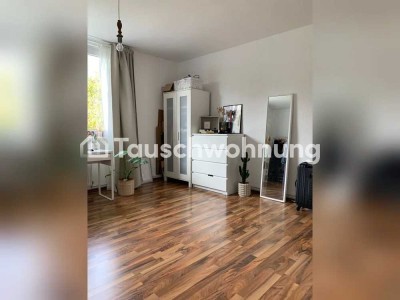 Tauschwohnung: Suche 3-4 Zi. geg. 2-Zimmerwohnung mit 2 Balkonen