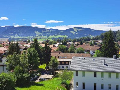 Wohnhaus mit Einliegerwohnung, Traumhafte Lage, einzigartiges Panorama in Oberstaufen