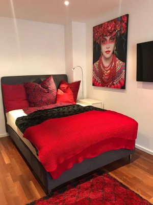 *Top Lage Schwabing* Möbliertes Zimmer in 4-Zimmer-WG mit offener Wohnküche