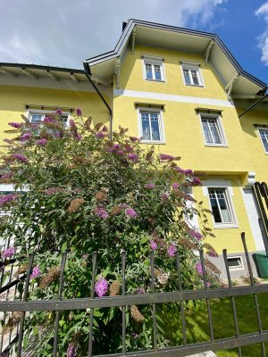 Gemütliche 2-Zimmer Wohnung in Altbauvilla mit Garten