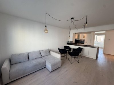 Helle 3 Zimmer Wohnung // WG geeignet