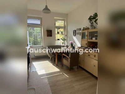 Tauschwohnung: 100qm Tauschwohnung im Altbau | Balkon, Stuck und Wohnküche