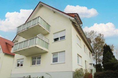 Home sweet home: Gepflegte Etagenwohnung mit Freistellplatz in Bergen auf Rügen