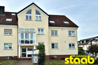 WOHNEN MIT WOHLFÜHLFAKTOR
Attraktive 4-Zimmer-ETW mit Balkon, Carport &amp; Außenstellplatz in Ha
