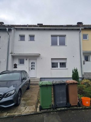 Gepflegtes Reihenmittelhaus mit 5 Zimmern