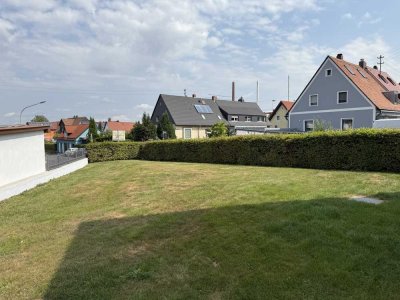 Teilmodernisiertes Wohnhaus mit Garage in Mitterteich!