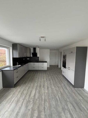 Neubau KfW 55,  2,5-Zimmer Wohnung mit Balkon in Steinach bei Mering