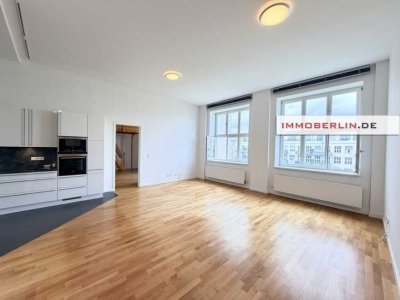 IMMOBERLIN.DE - Toplage im Baudenkmal! Brillante Altbauwohnung & Pkw-Stellplatz
