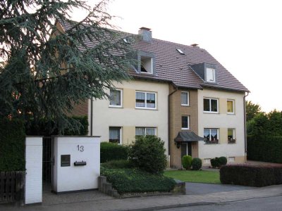 Wohlfühlzuhause: Helle, ruhige 3,5-Zi-DG-Wohnung mit ÖPNV in WAT-Eppendorf
