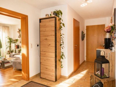 Wohnhighlight mit Top-Ausstattung – 4-Zimmer-Wohnung mit Balkon &amp; Einzelgarage!