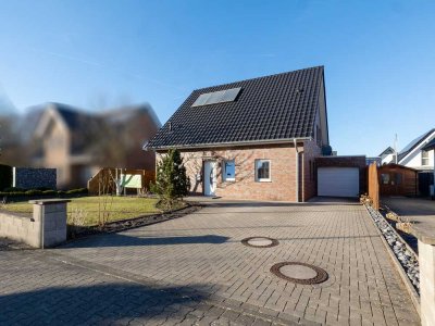 Großzügiges Zweifamilienhaus: Ideal für Familien mit Platz für mehrere Generationen