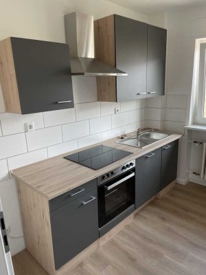 3-Zimmer Whg Herborn Stadt mit Balkon, Einbauküche, Dusche & Badewanne und Stellplatz