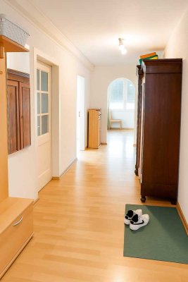 Geschmackvolle Wohnung mit dreieinhalb Räumen und EBK in Bruchsal