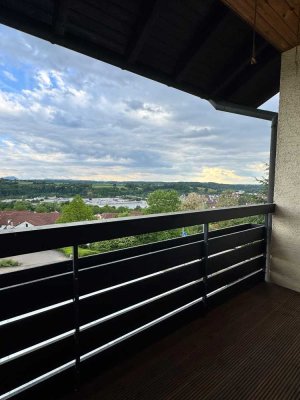 4 Zimmer Wohnung mit Einbauküche und Blick auf die Teck in Reichenbach